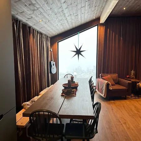 Modern Mountain Hut -great View Feriehus